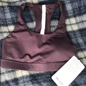 Lulu Invigorate bra size 4